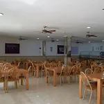 Hotel Del Alba Inn & Suites