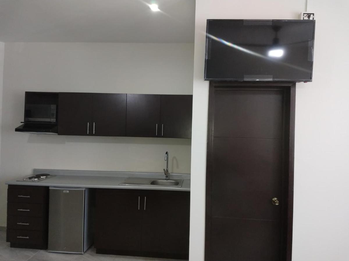 Hotel Suites *