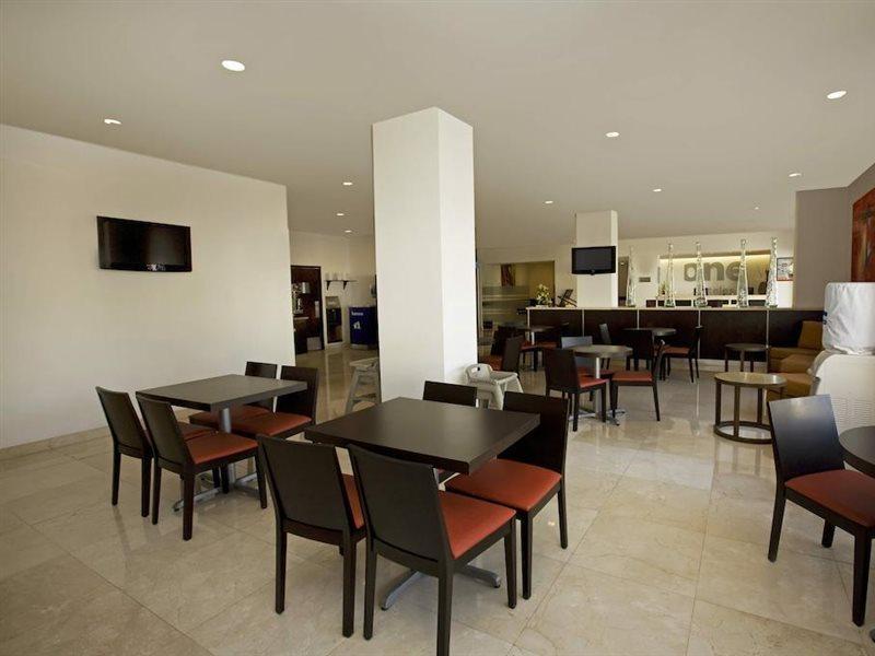 One San Marcos Hotel