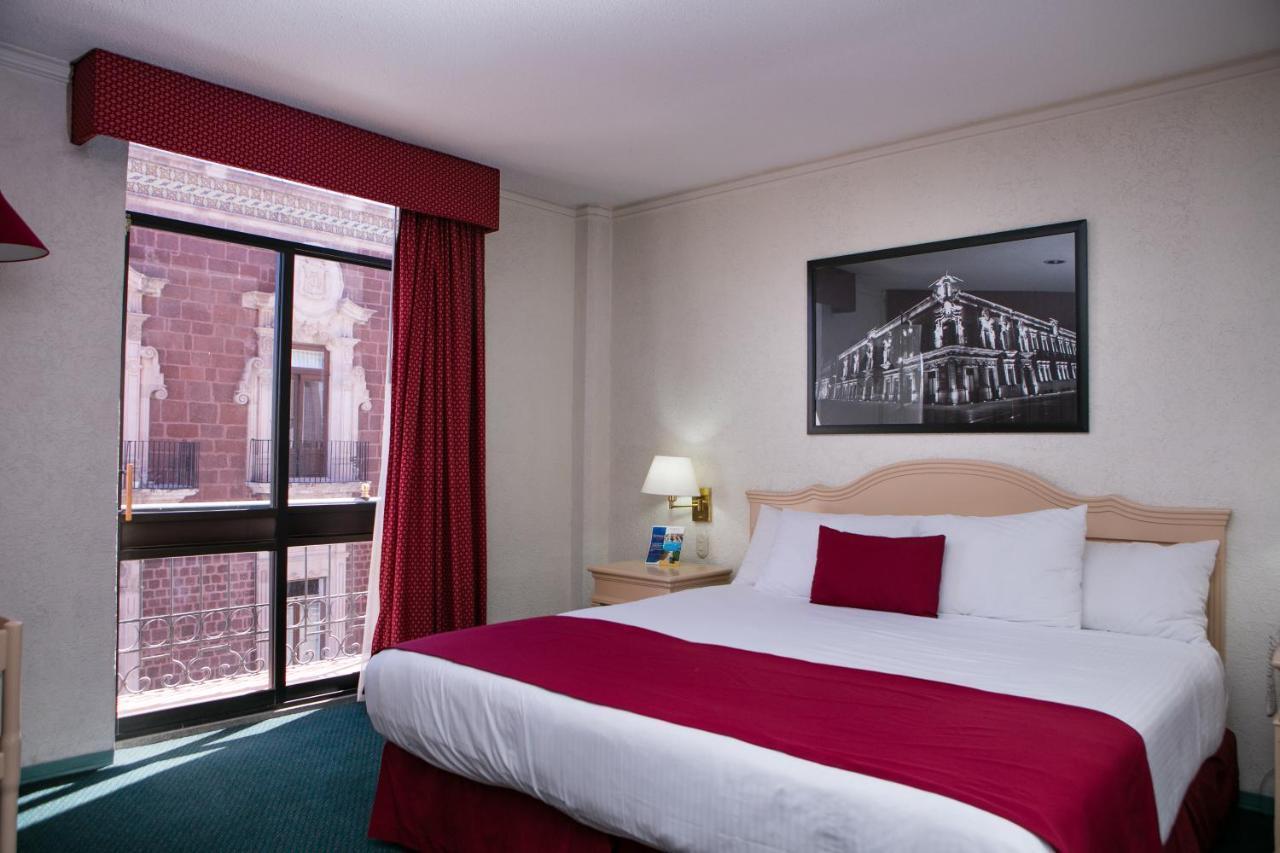 Quality Inn 4*