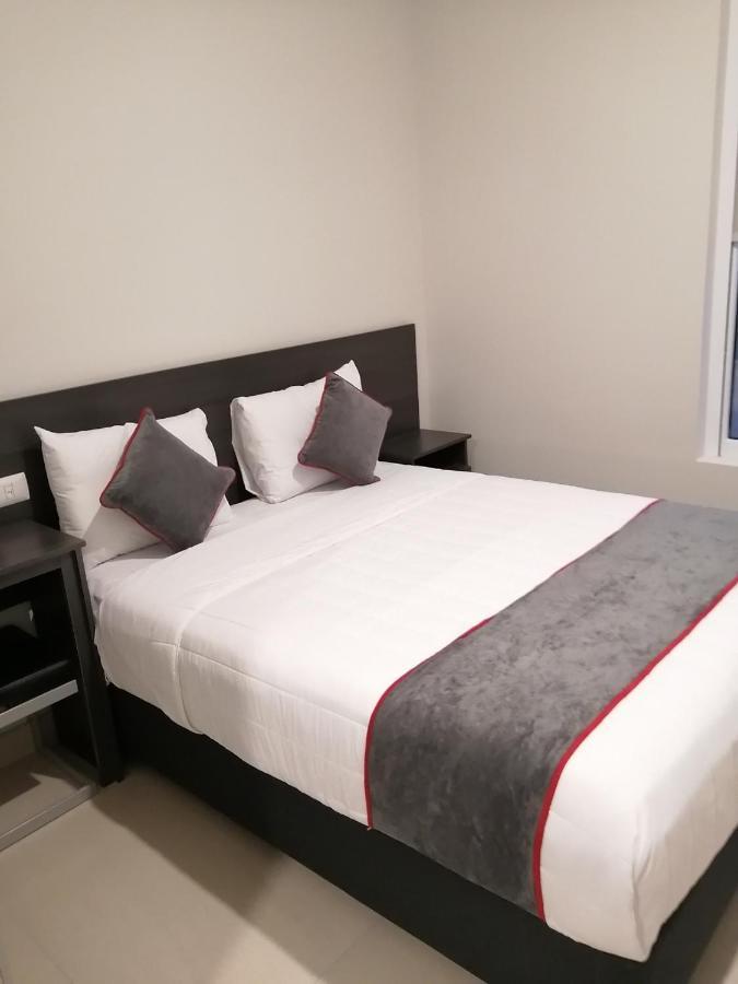 Vive Place Hotel 3*