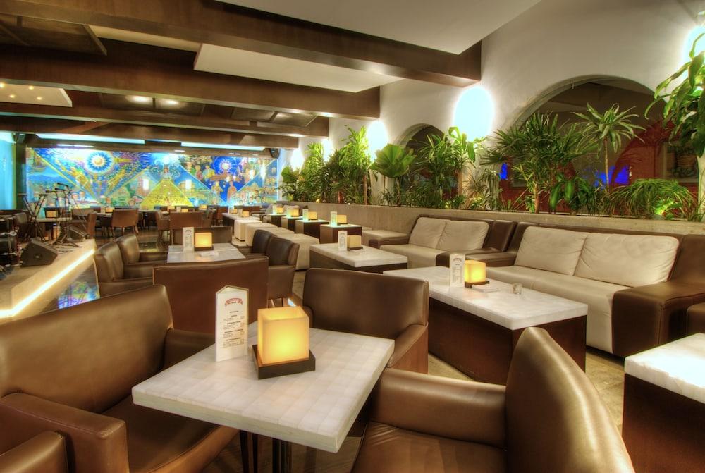 Hotel Trojes Aguascalientes
