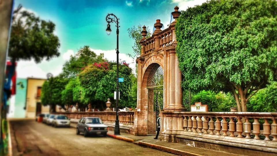 Casa La Feria - Centrico Inn *