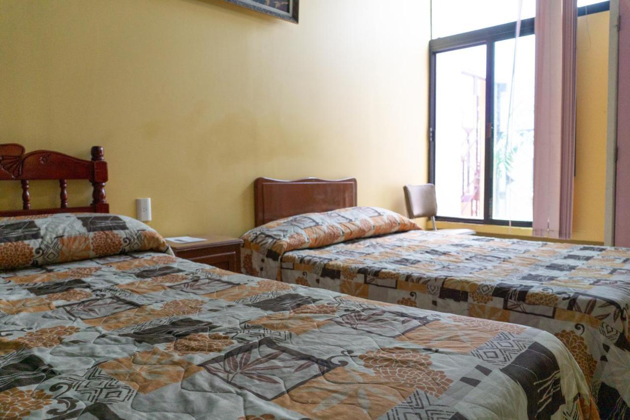 Colonial Hotel 2*