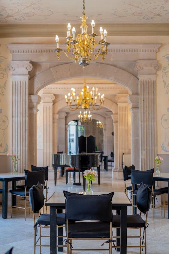 Hotel Gran Alameda