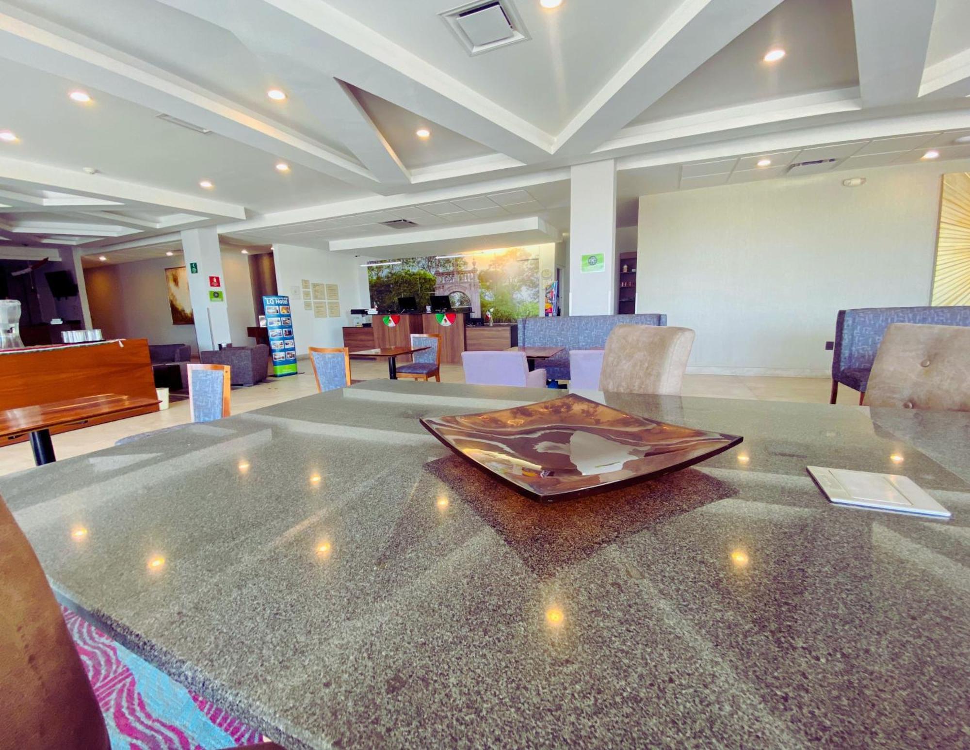 La Quinta By Wyndham Hotel