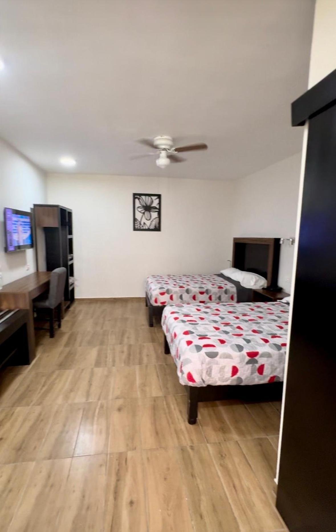 Hotel Del Alba & 4*