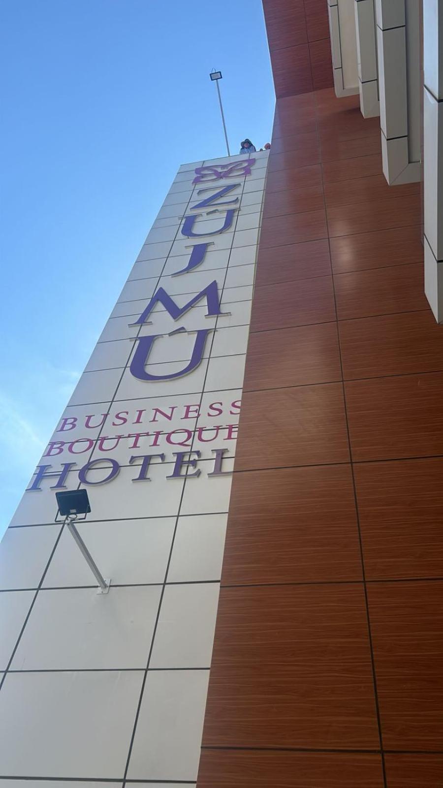 Zujmu Business Boutique 5*