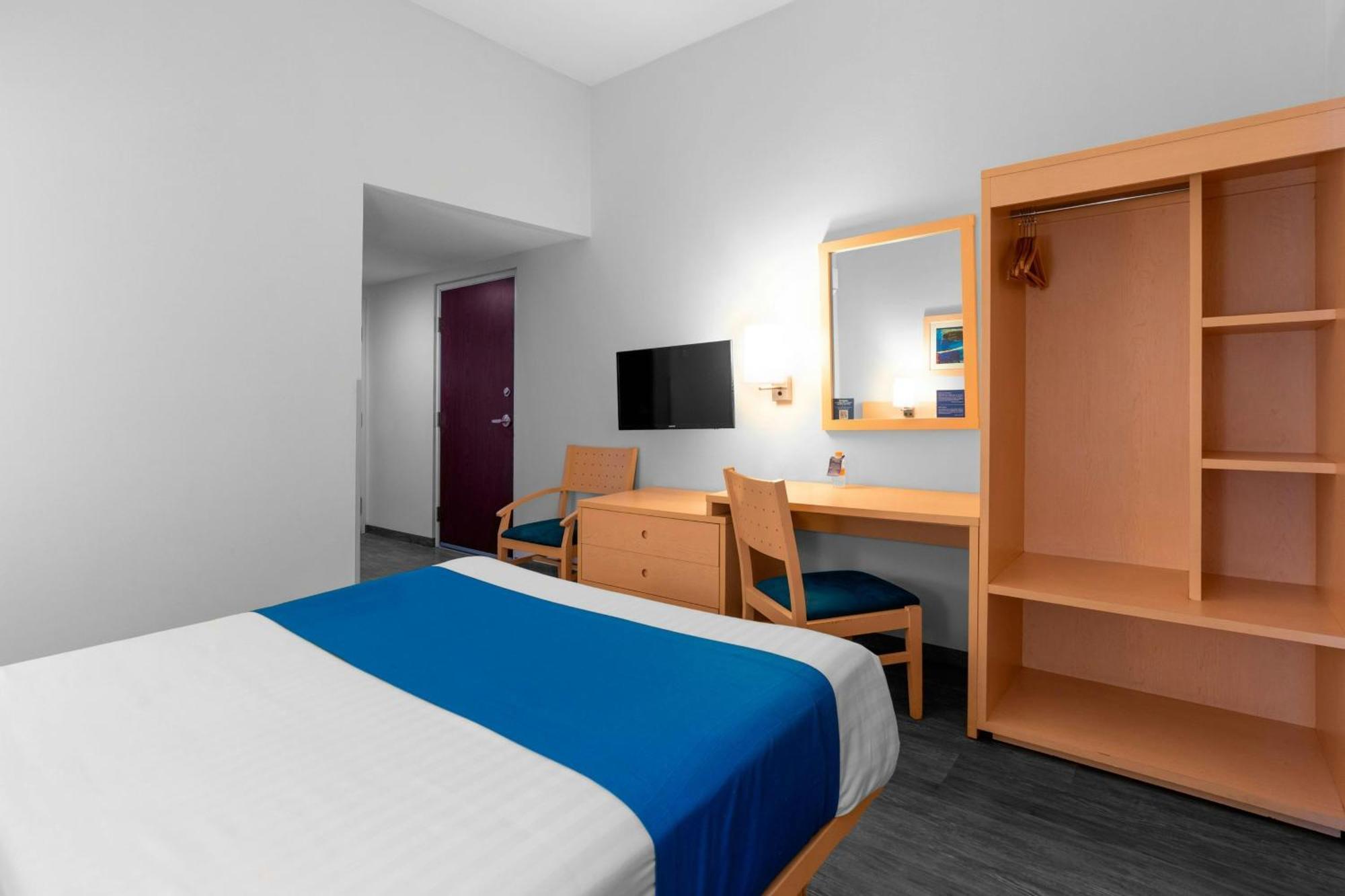 Express By Marriott Sur Hotel