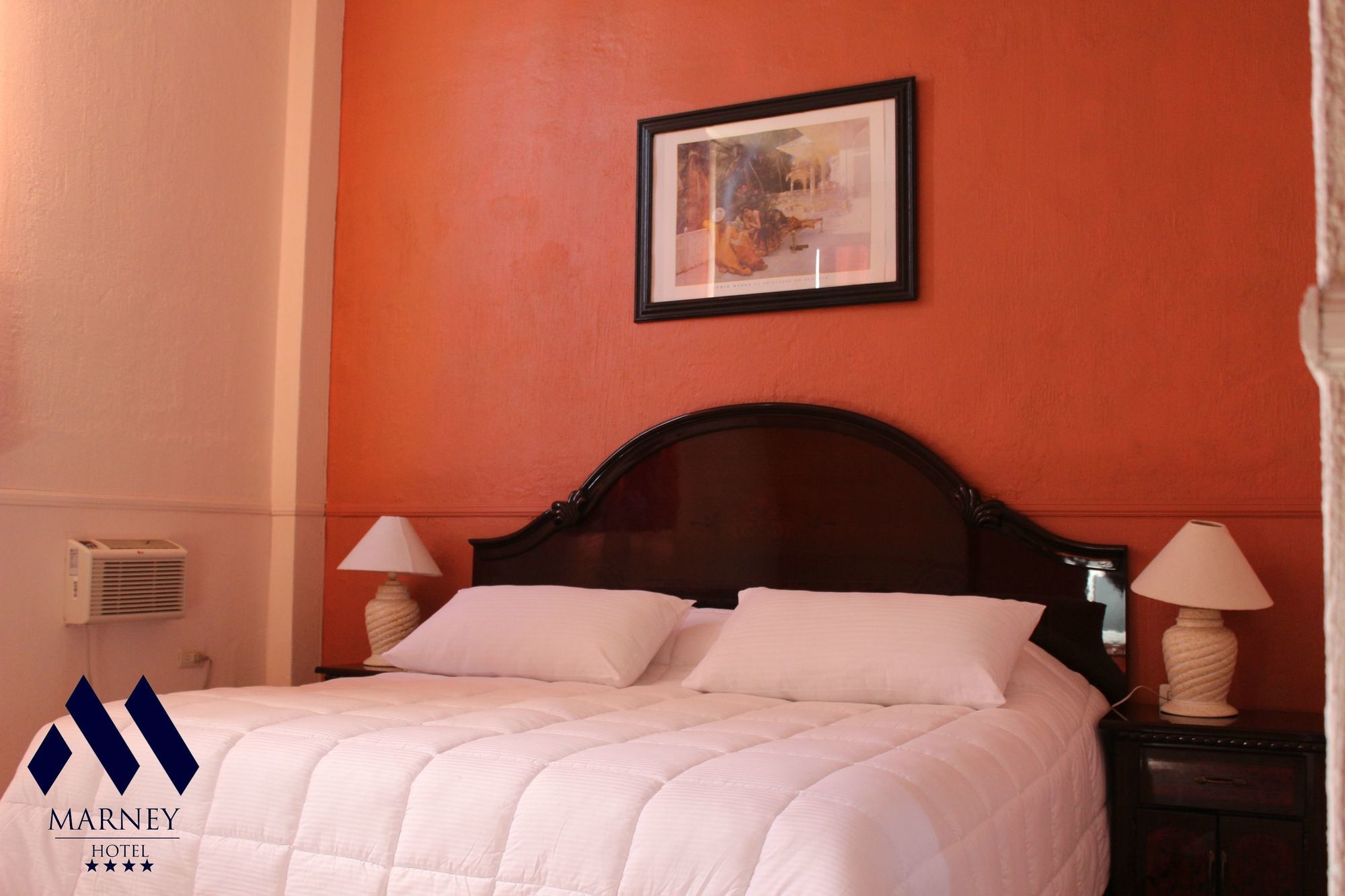 Hotel Capital Oc Marney 3*