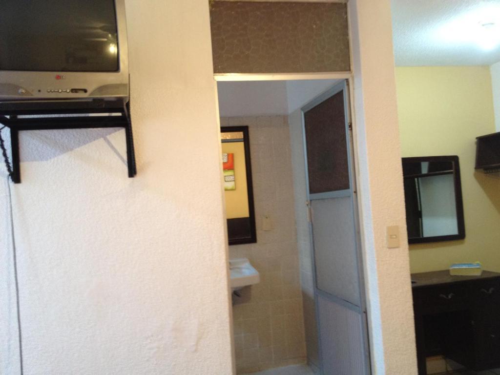 Gomez Hotel 2*