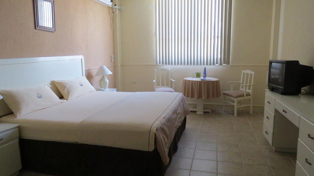 Capital Oc Marney Hotel 3*