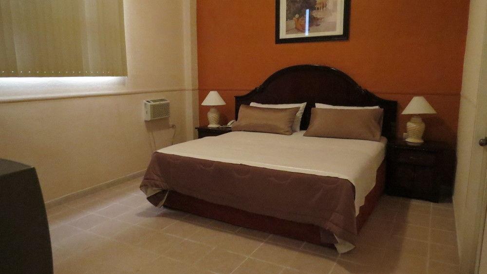 Capital Oc Marney Hotel 3*
