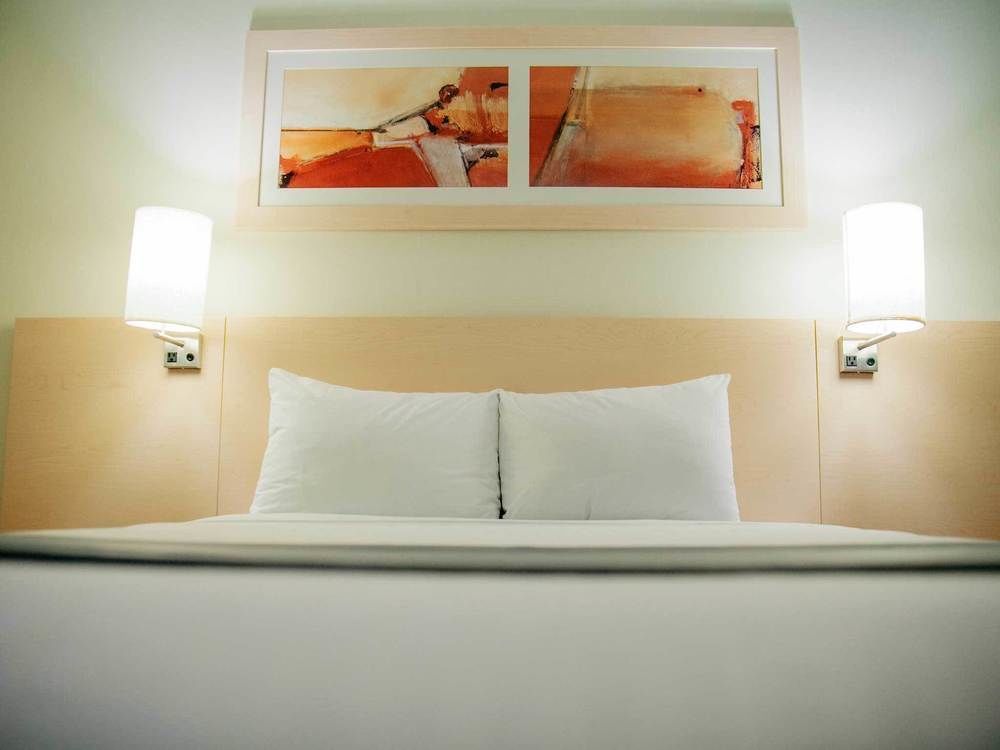 Express By Marriott Sur Hotel