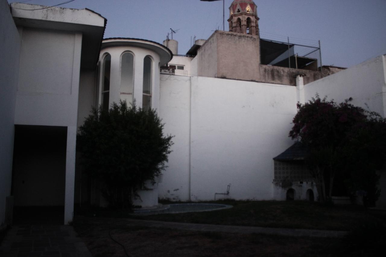 Allende 304 *