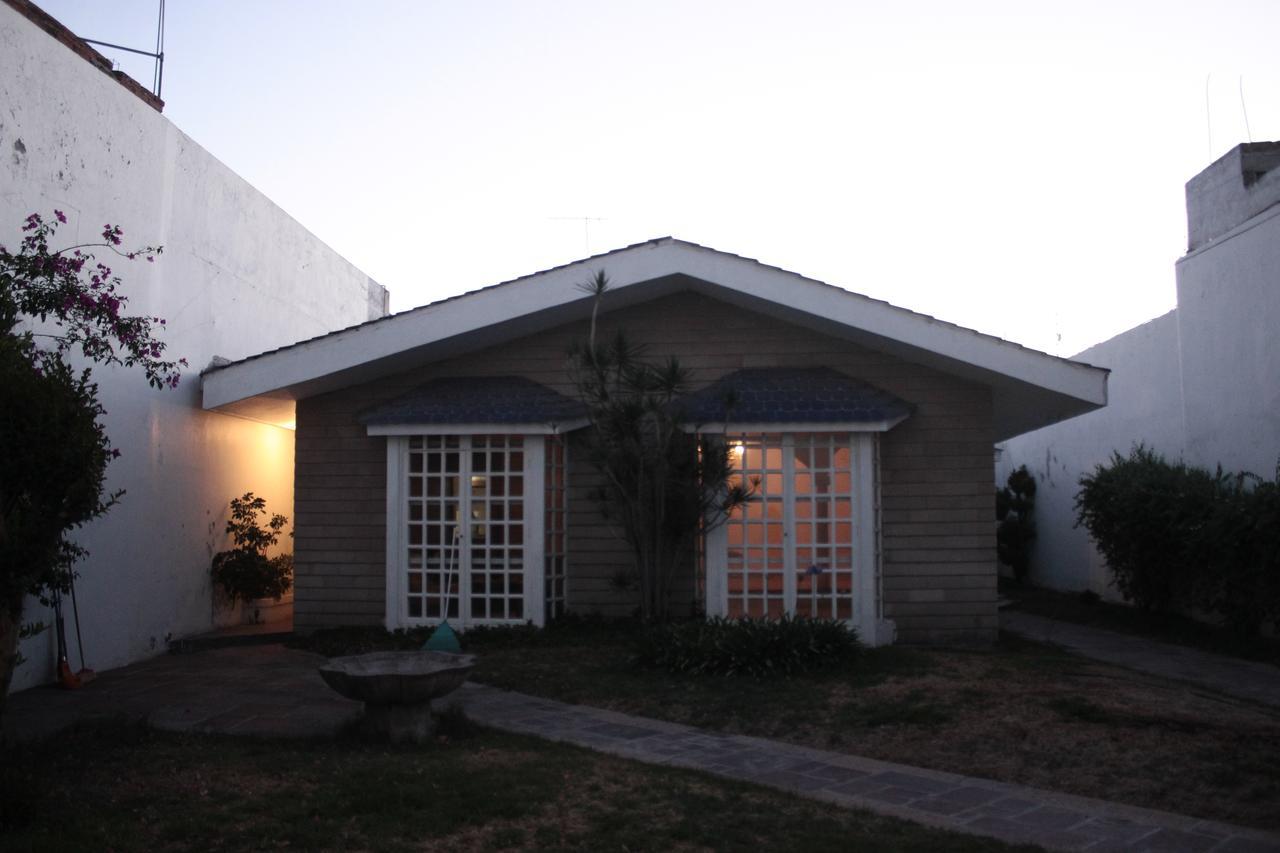 Hostal Allende 304