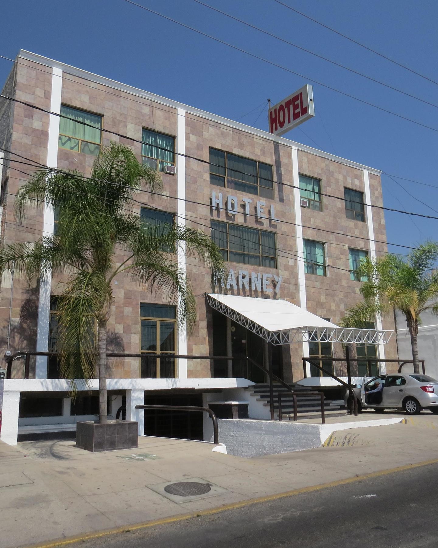 Capital Oc Marney Hotel 3*