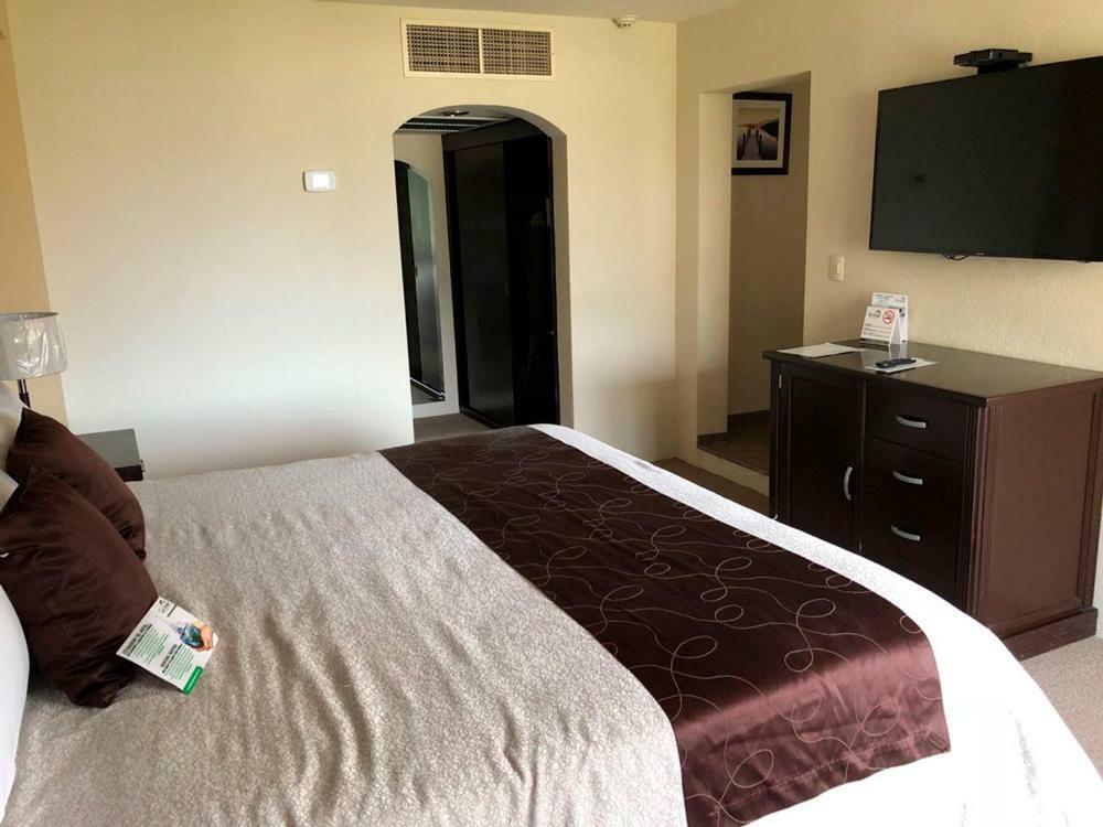Hotel Trojes