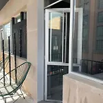 Front Vista