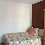 Casaninos, Casa De La Gente Buena
