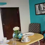 ALOJAMIENTO CON CALIDEZ casa para 10 personas