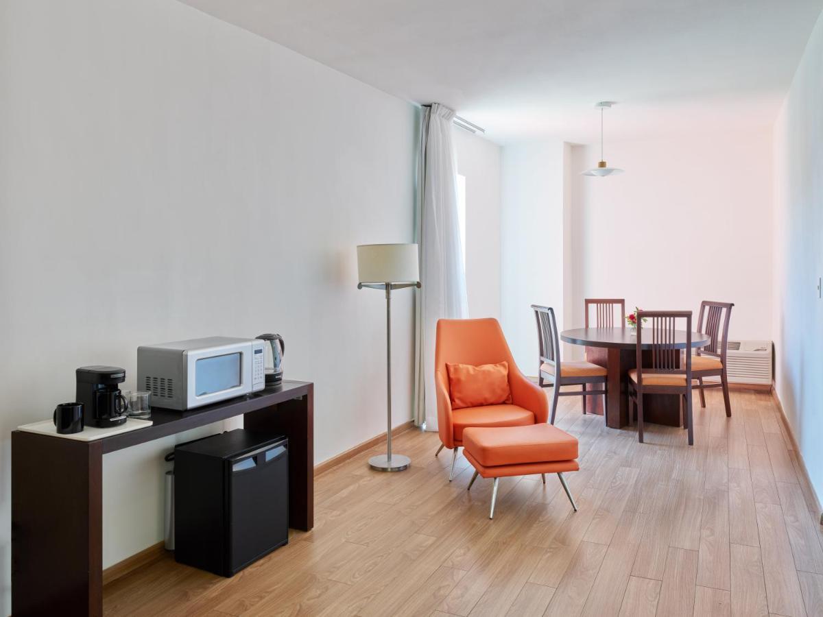 Fiesta Hotel 4*