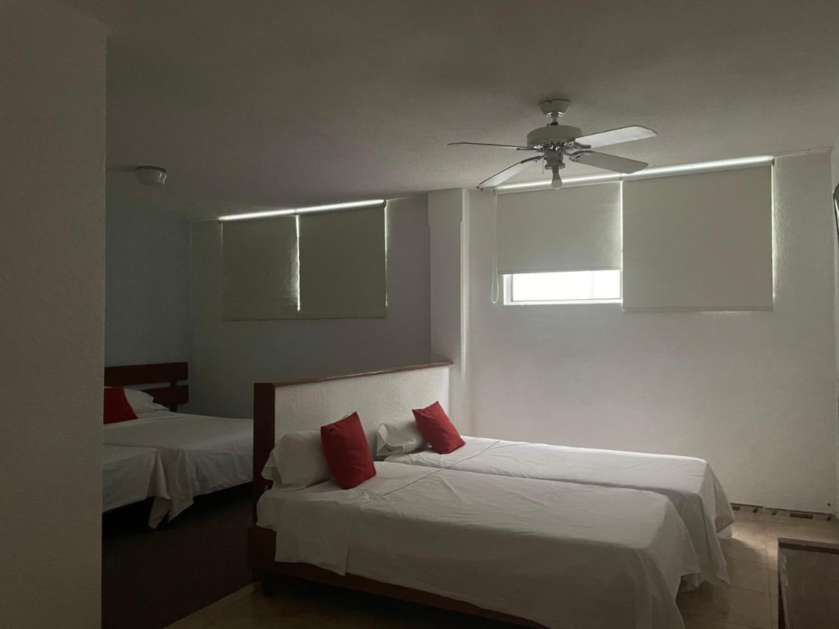 Hotel Oyo Italia 3*