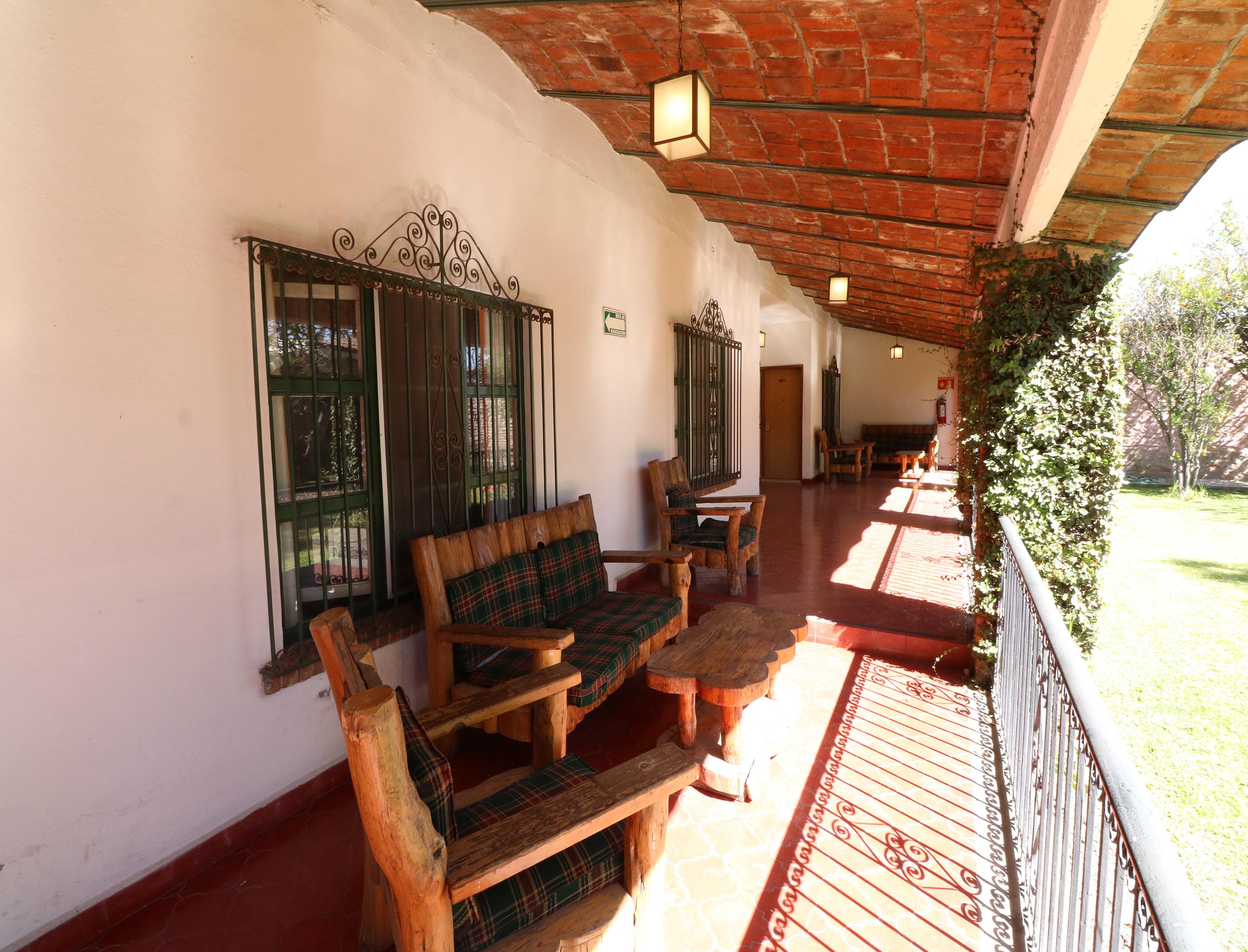 Hotel Mision Zona Sur 4*