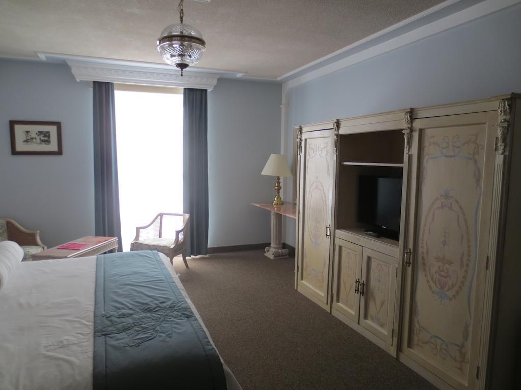 Gran Alameda Hotel 5*
