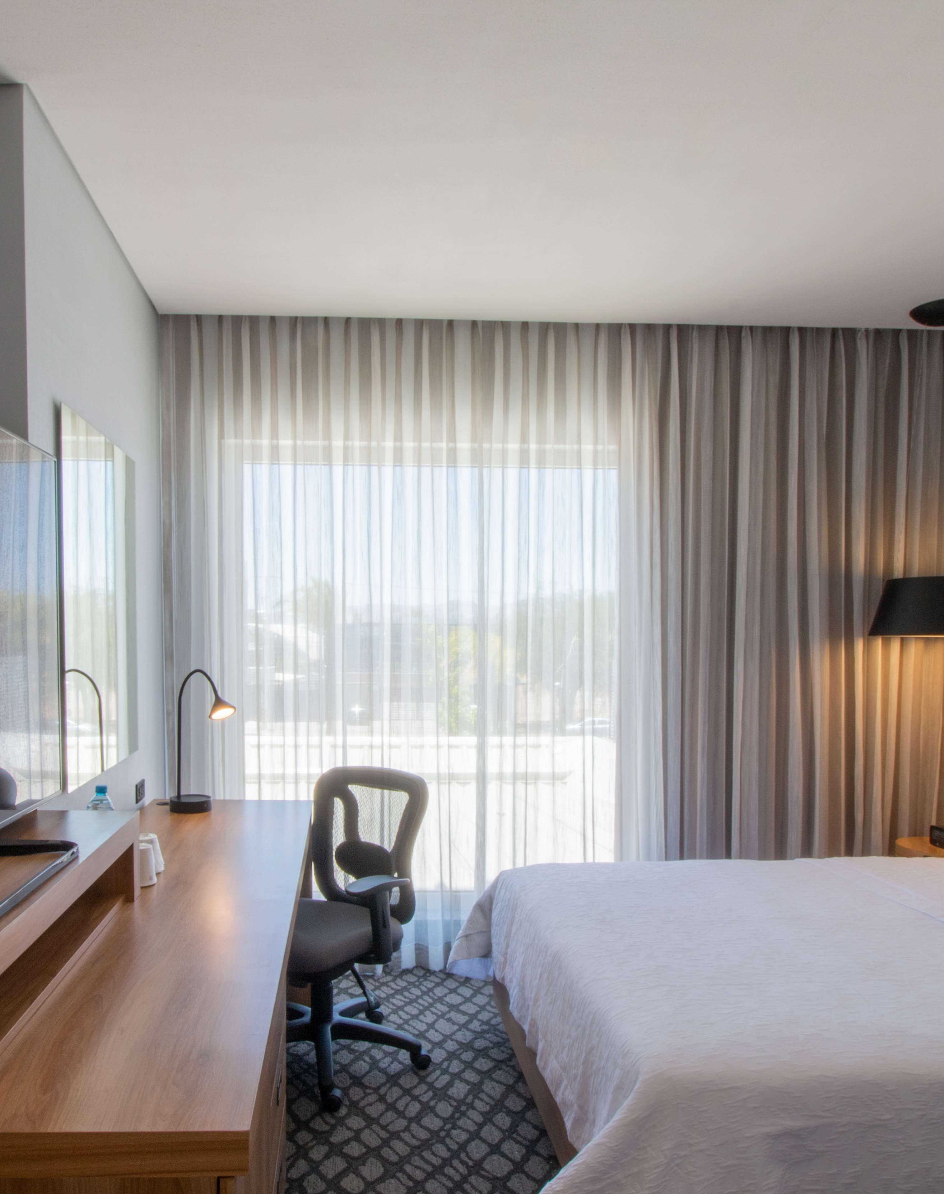 Hampton By Hilton Downtown 3*
