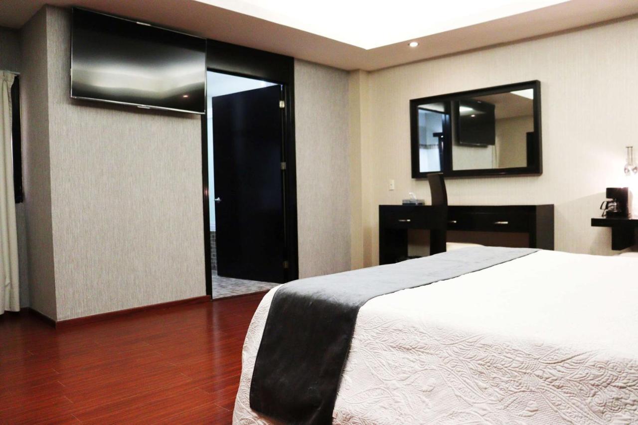 Wyndham Garden Hotel&casino Hotel