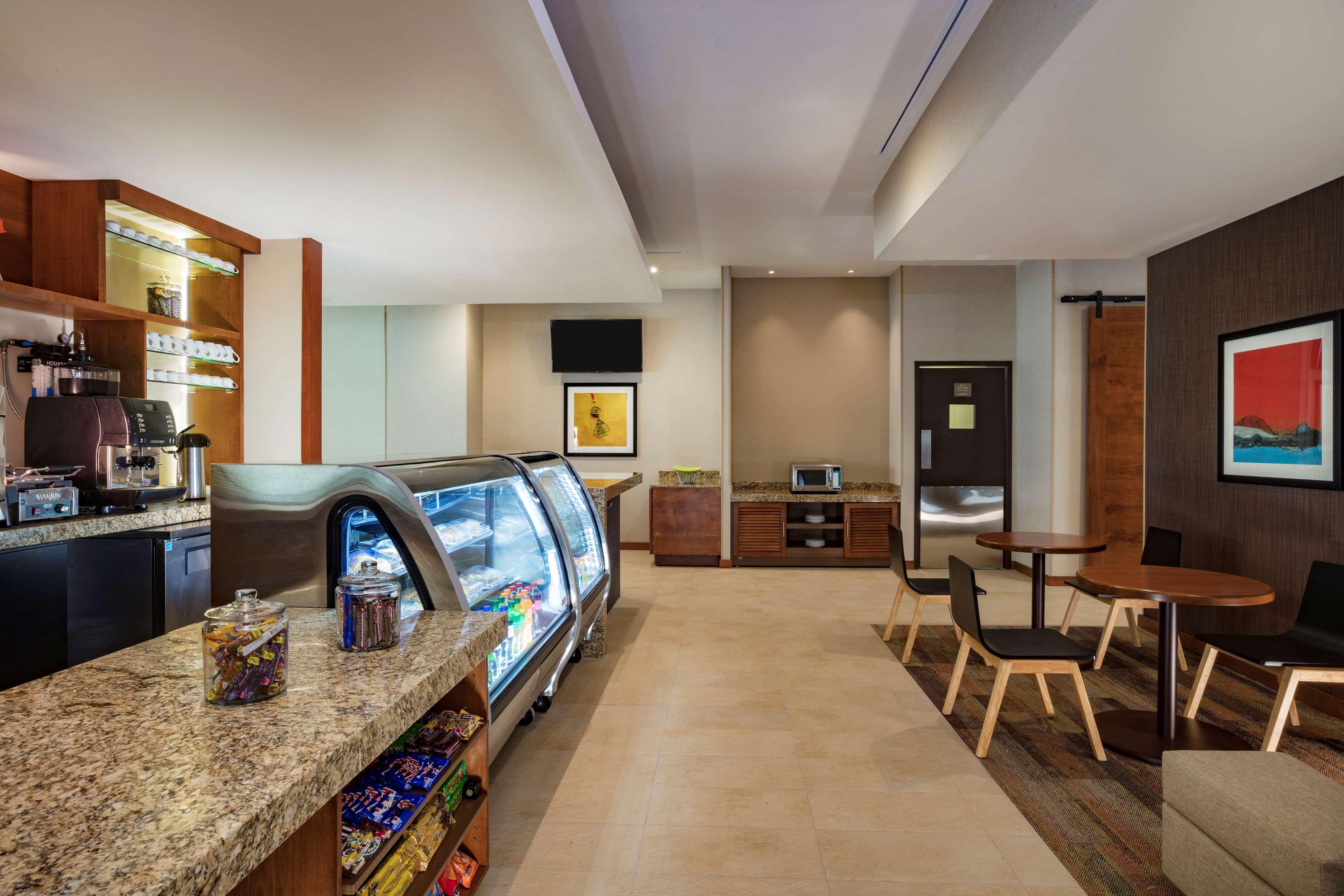 Hyatt Place Bonaterra