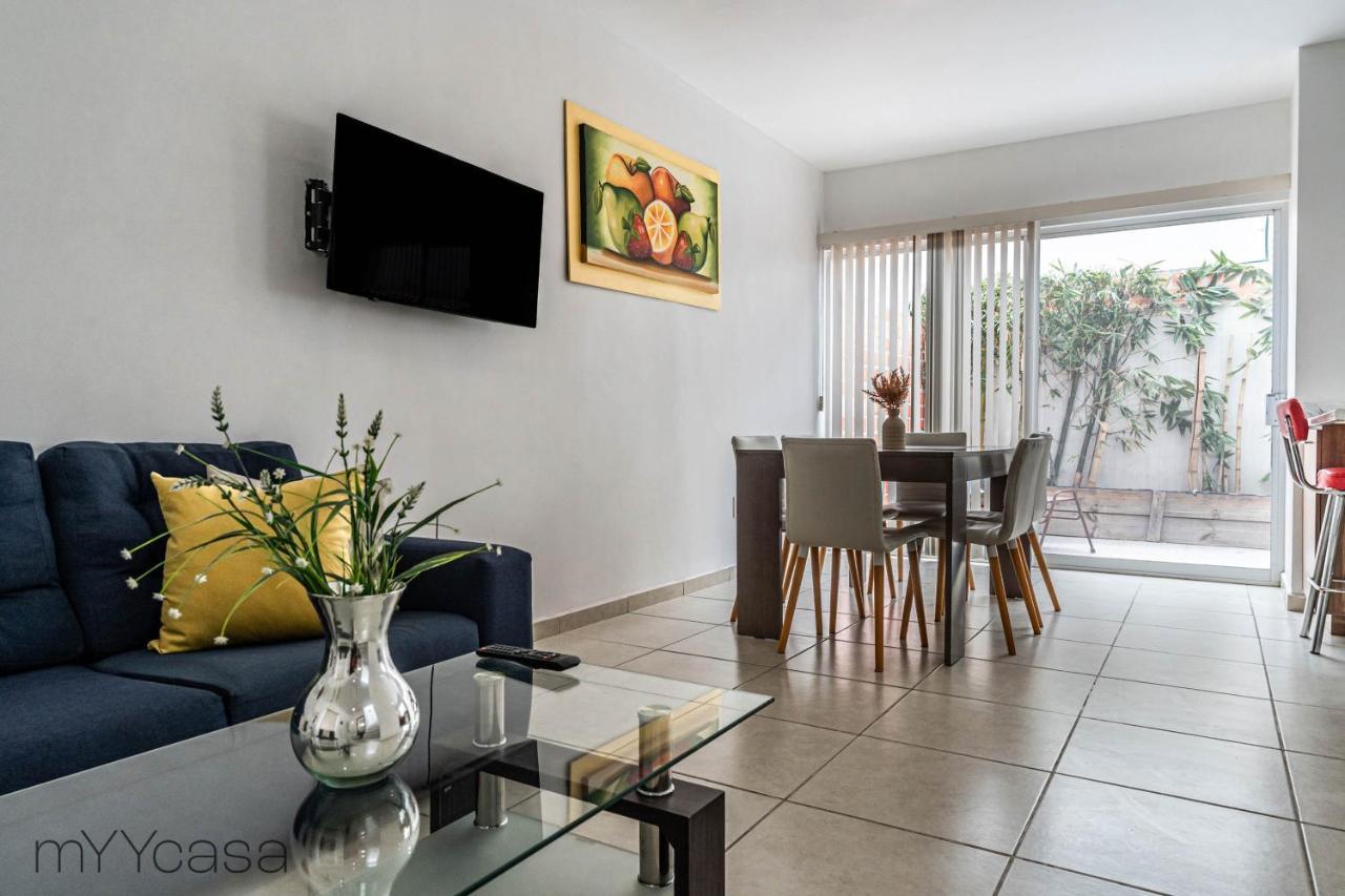 Comoda Casa C/ Patio Privado En *