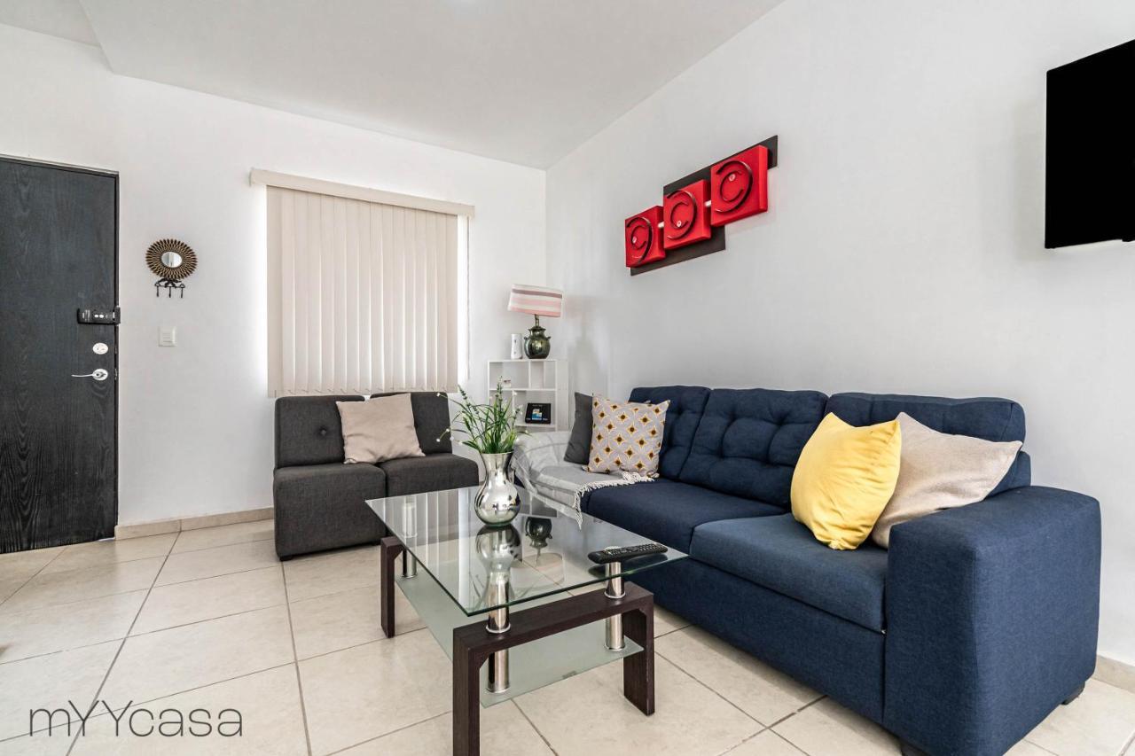 Comoda Casa C/ Patio Privado En Сasa de vacaciones *