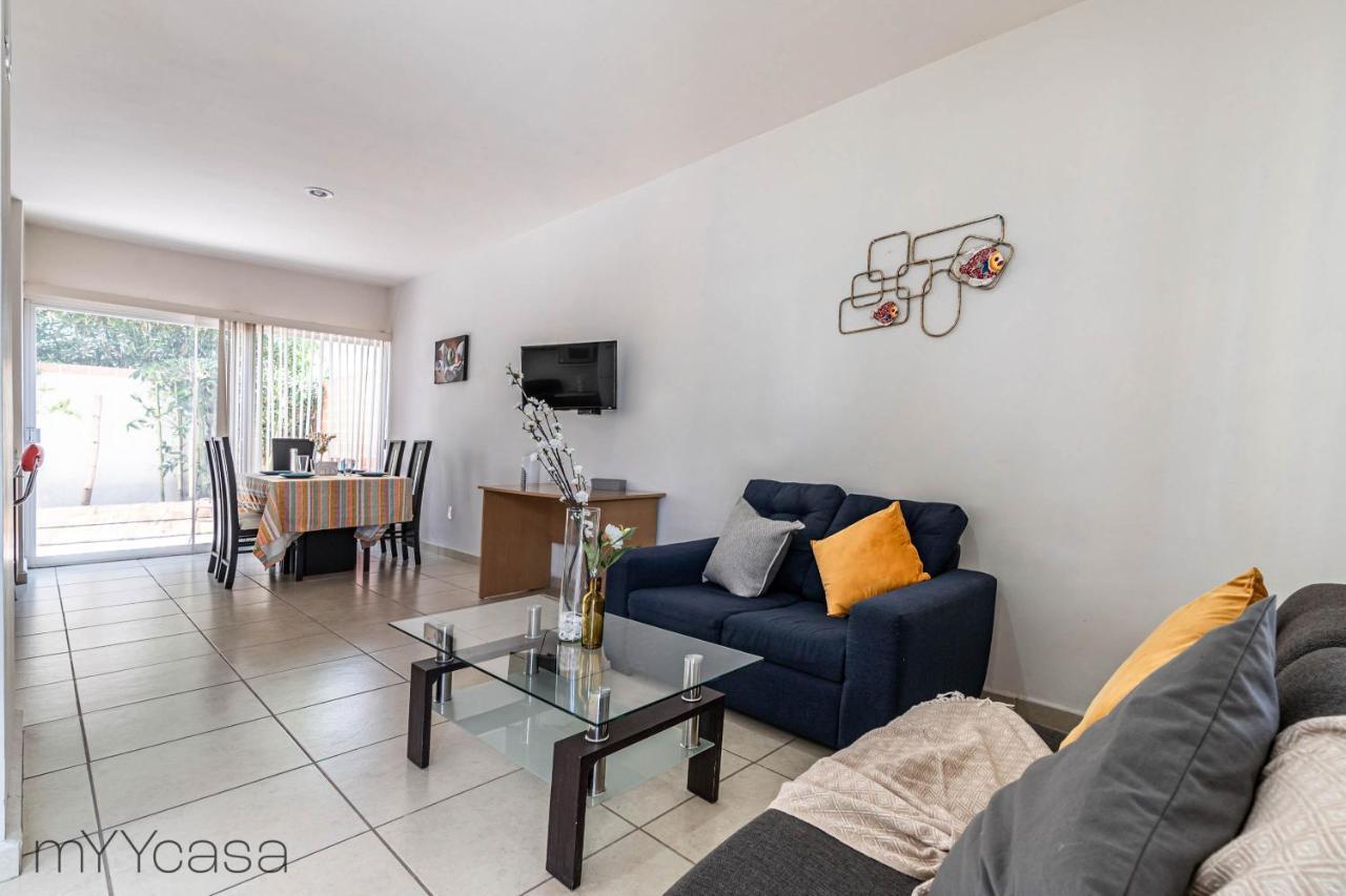 Espaciosa Casa Moderna C/ Patio Privado Сasa de vacaciones