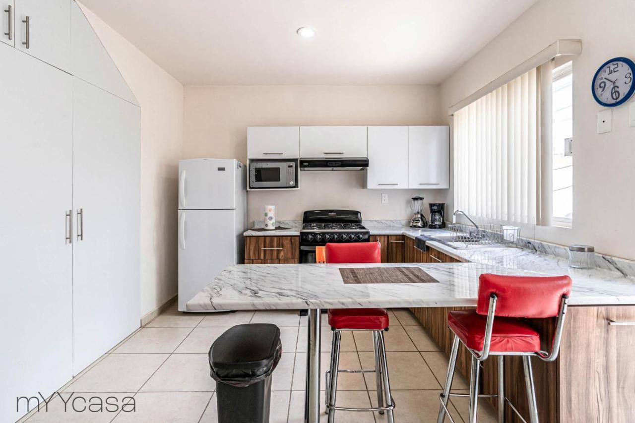 Espaciosa Casa Moderna C/ Patio Privado Aguascalientes