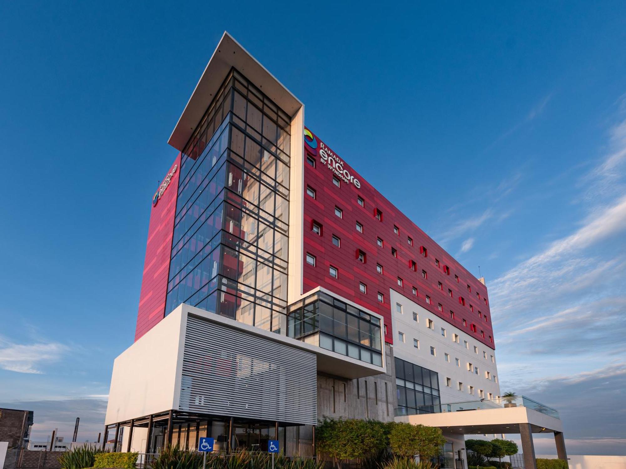 Ramada Encore By Wyndham Hotel 4*