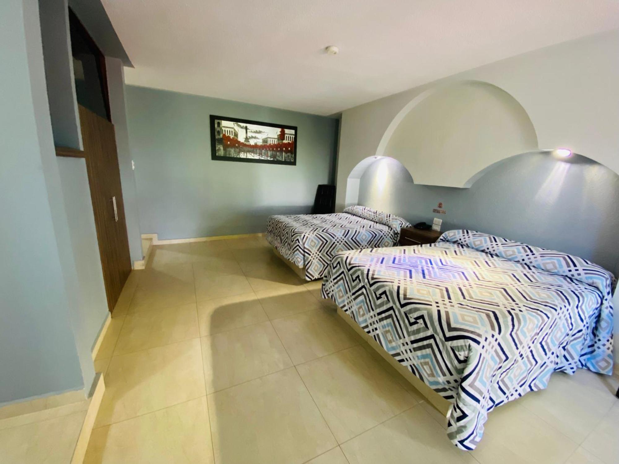 La Cascada Hotel 3*