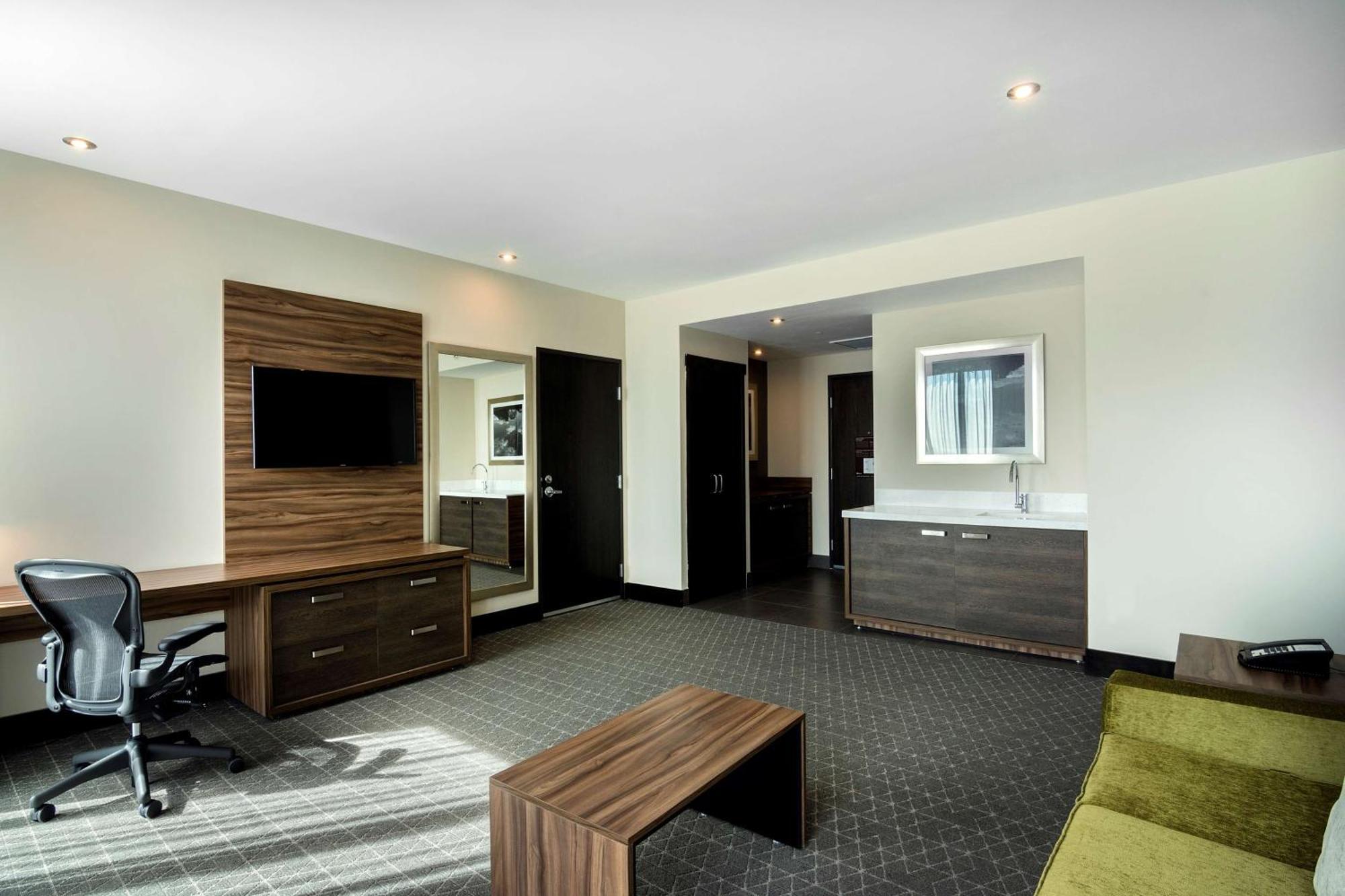 Hilton Garden Hotel
