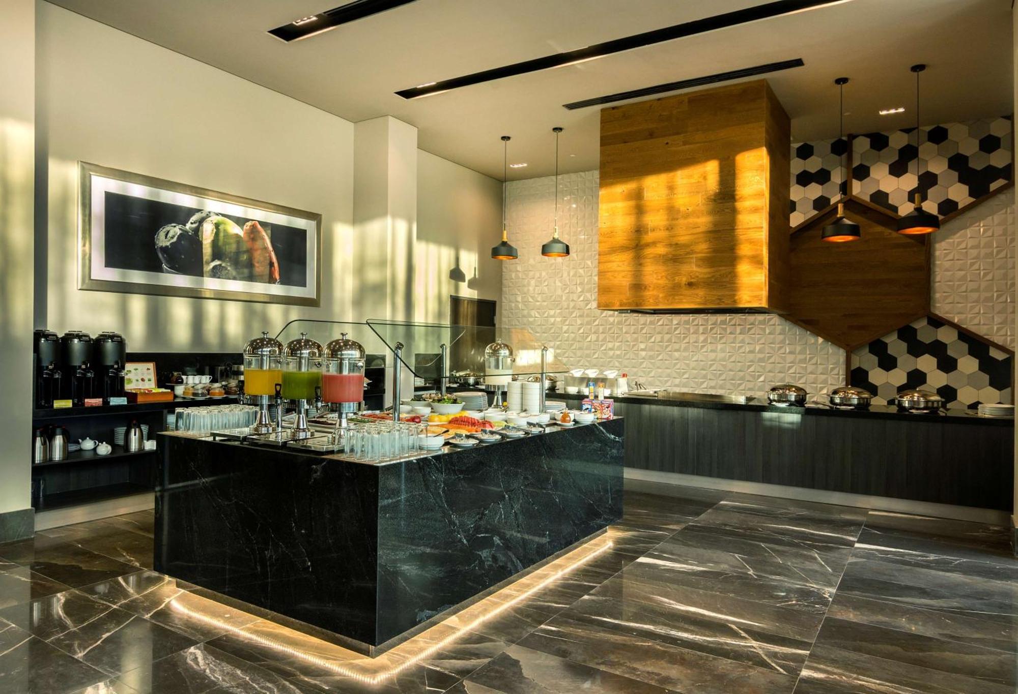 Hilton Garden