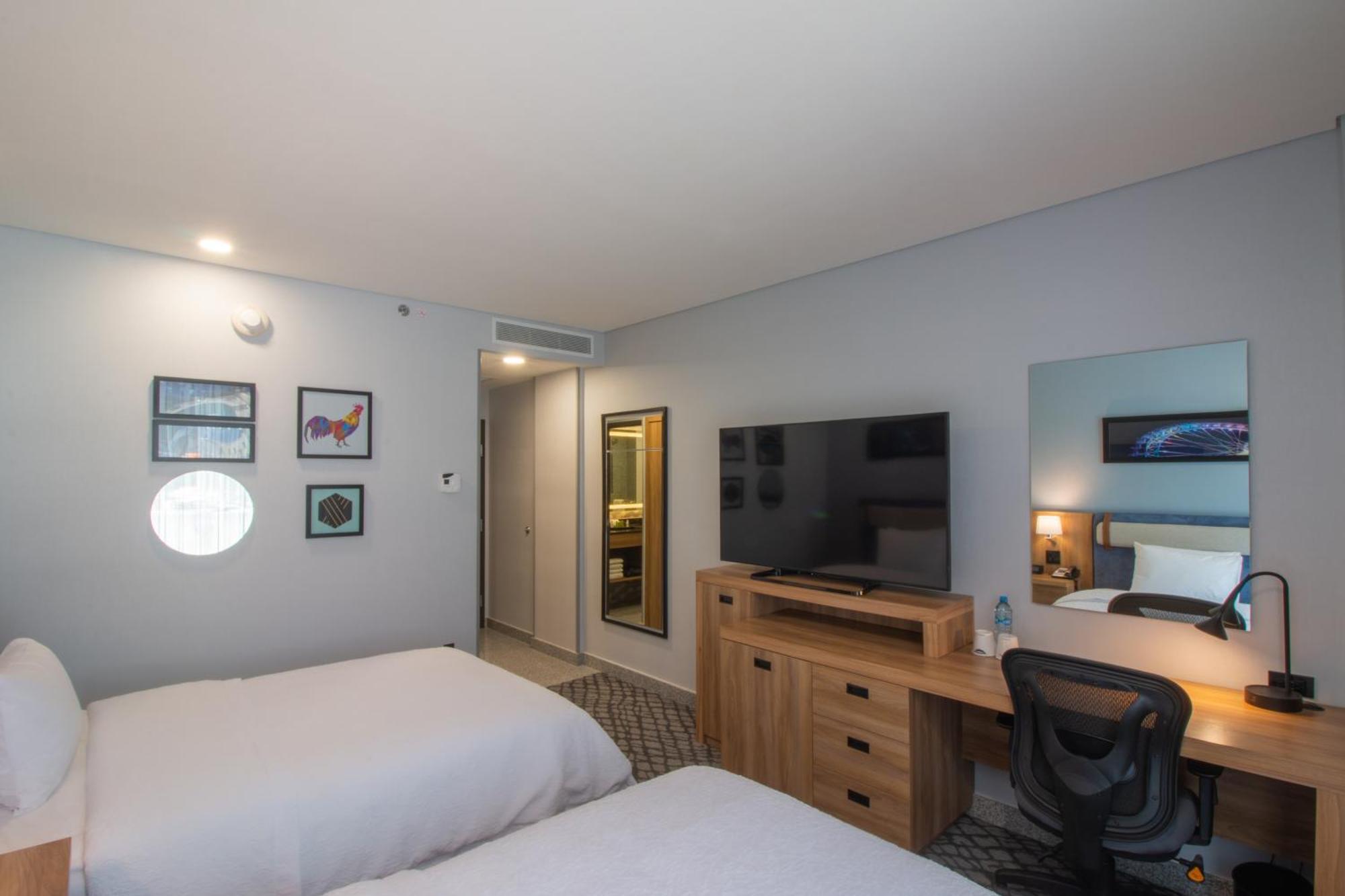 Hotel Hampton By Hilton Downtown