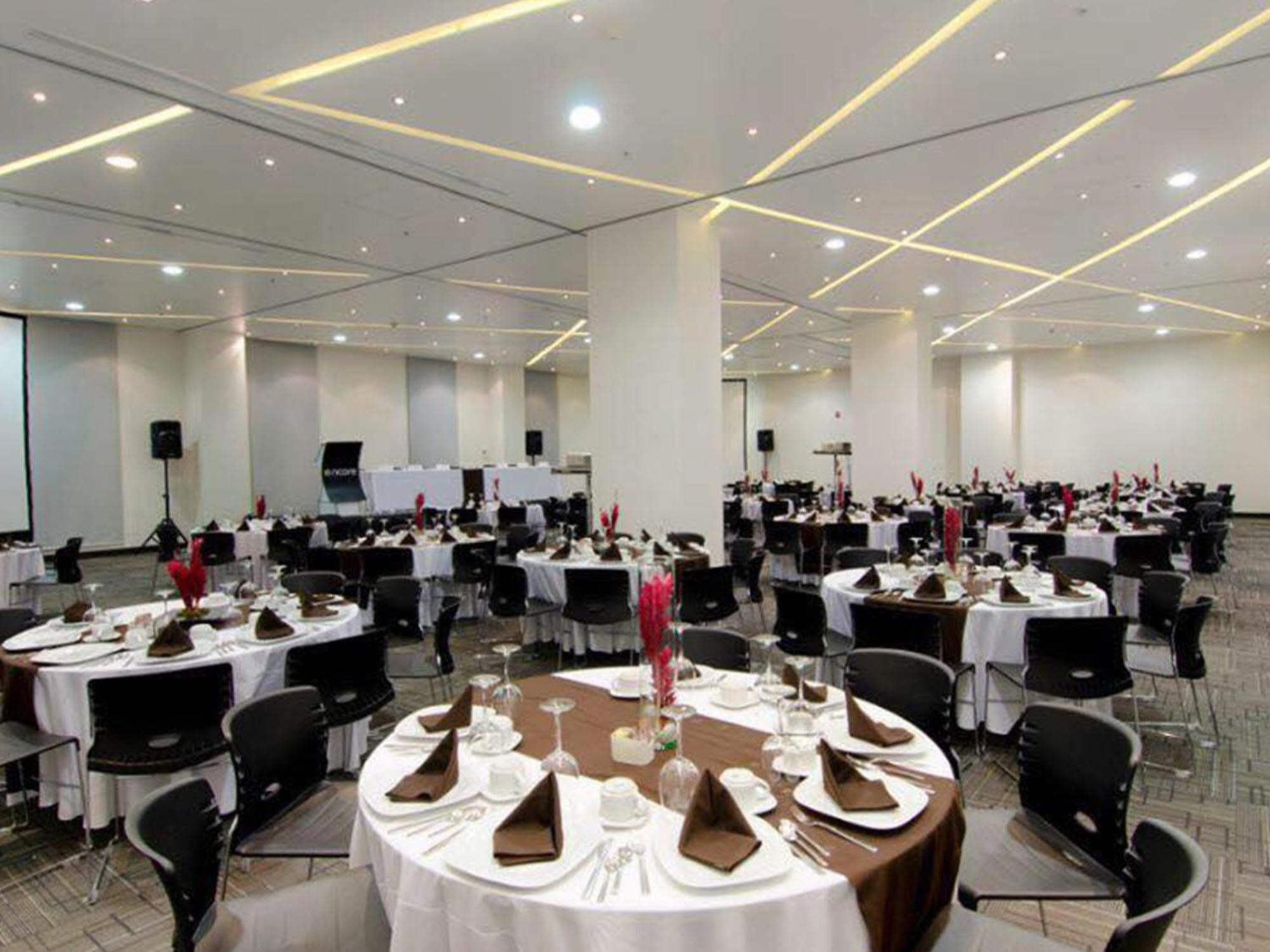 Ramada Encore By Wyndham