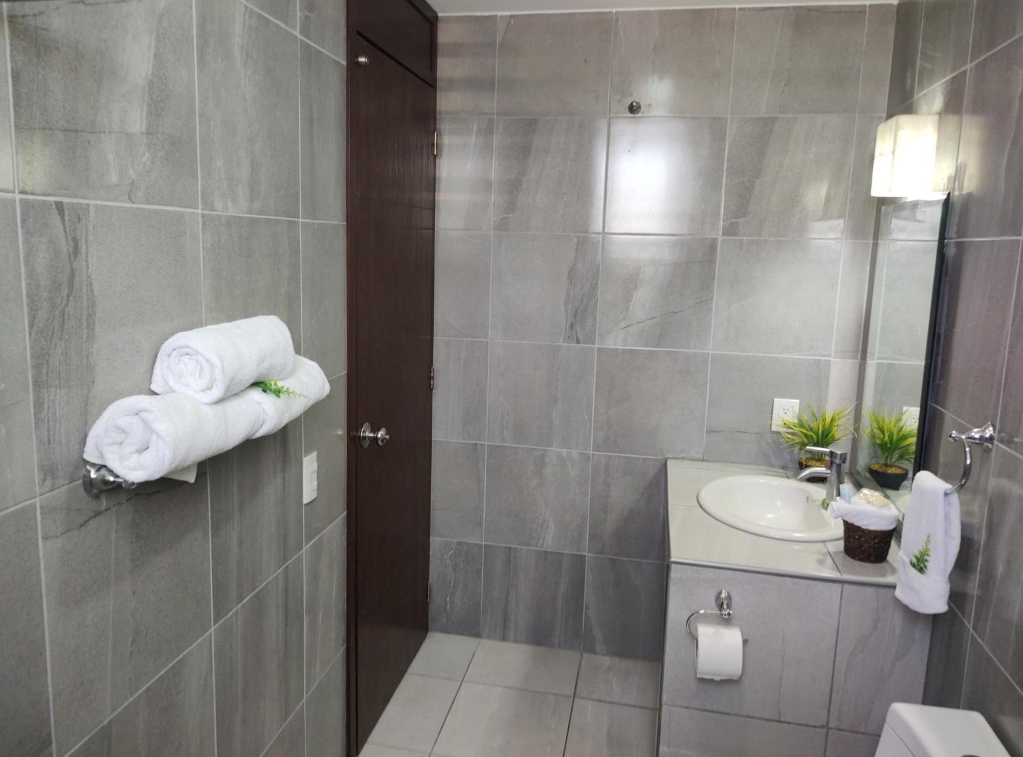 Del Carmen Hotel 2*