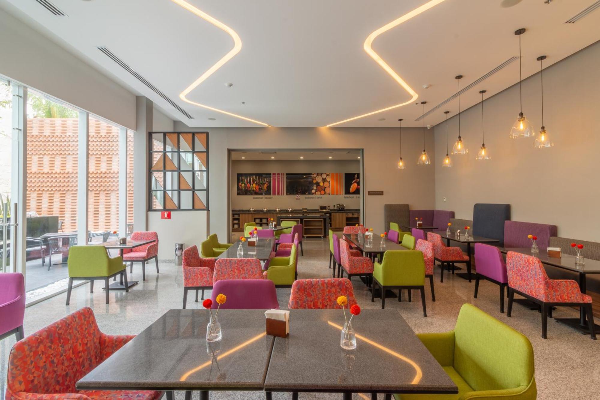 Hampton By Hilton Downtown Hotel