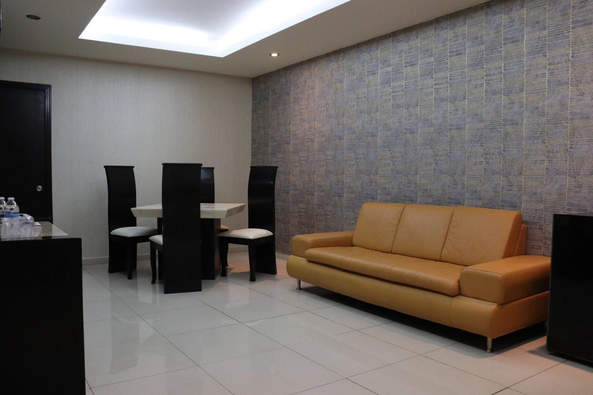 Wyndham Garden Hotel&casino Hotel 4*