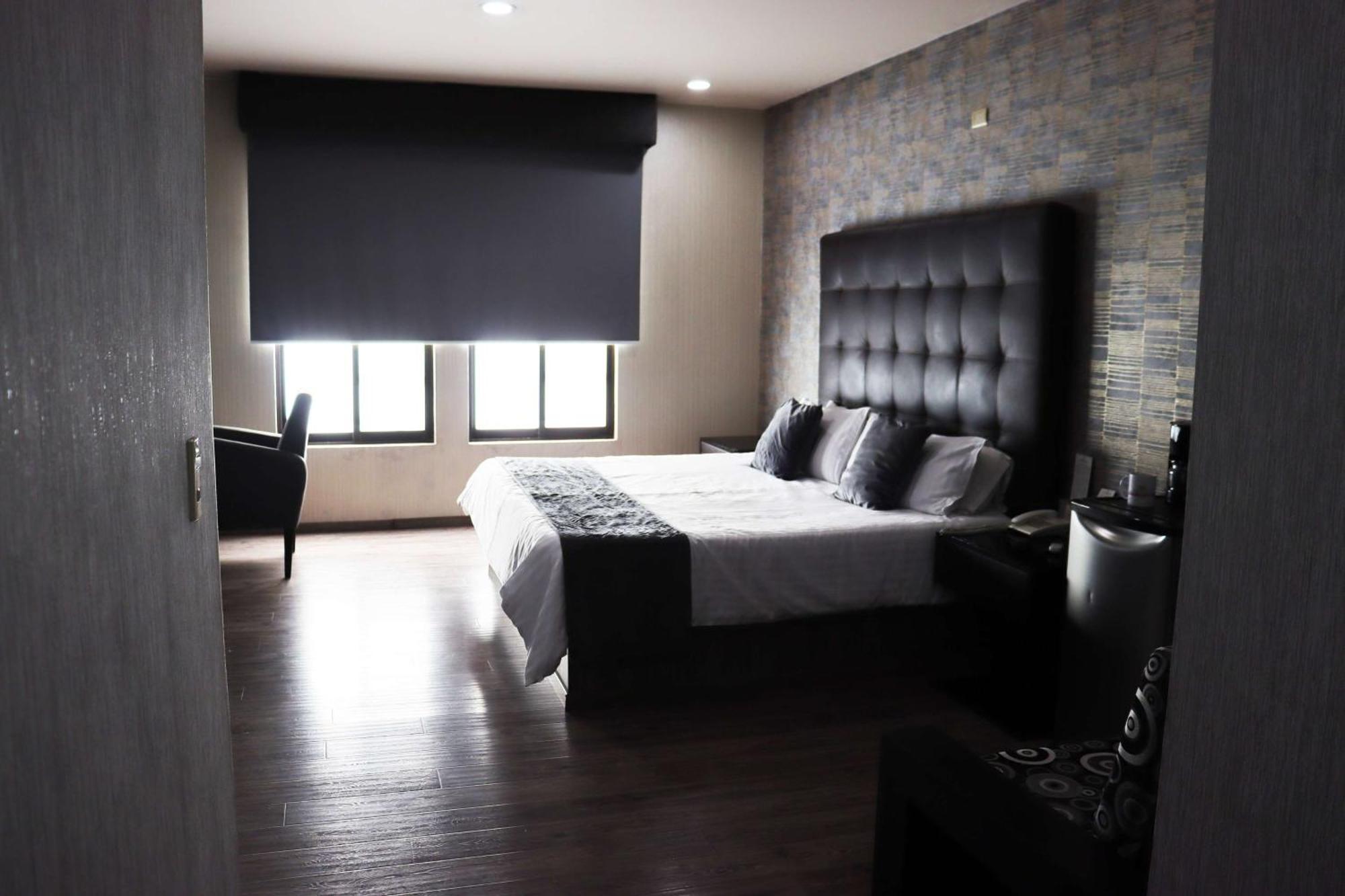 Wyndham Garden Hotel&casino Hotel 4*