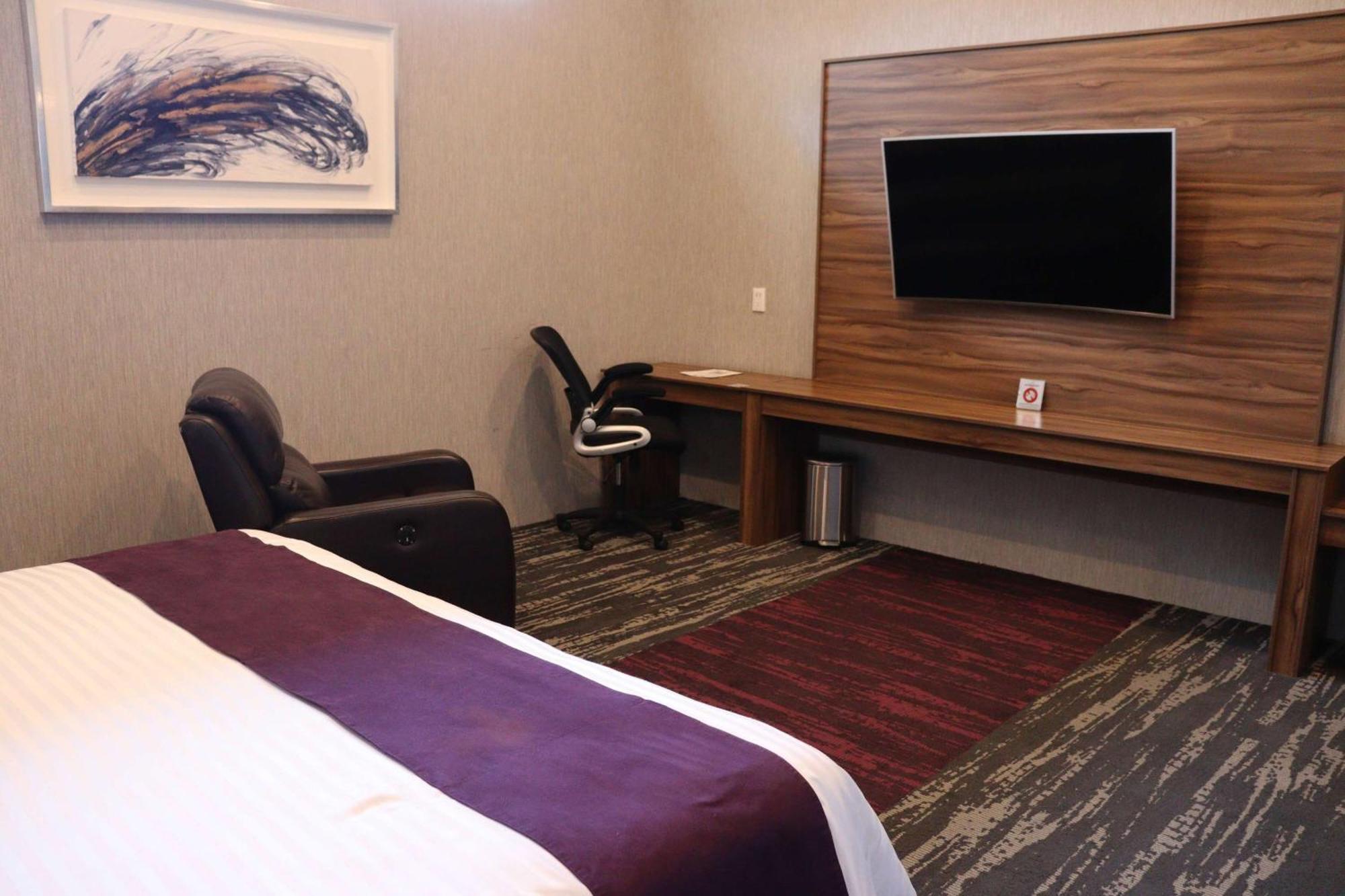 Wyndham Garden Hotel&casino Hotel 4*