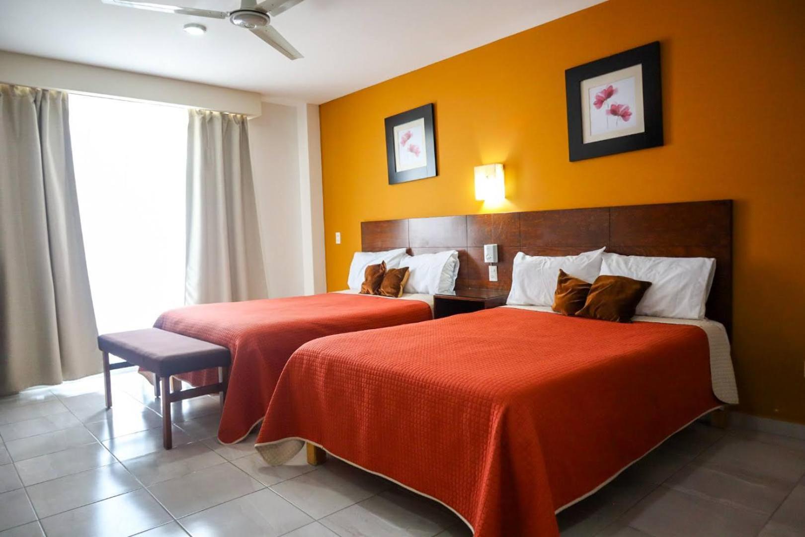 Del Carmen Hotel 2*