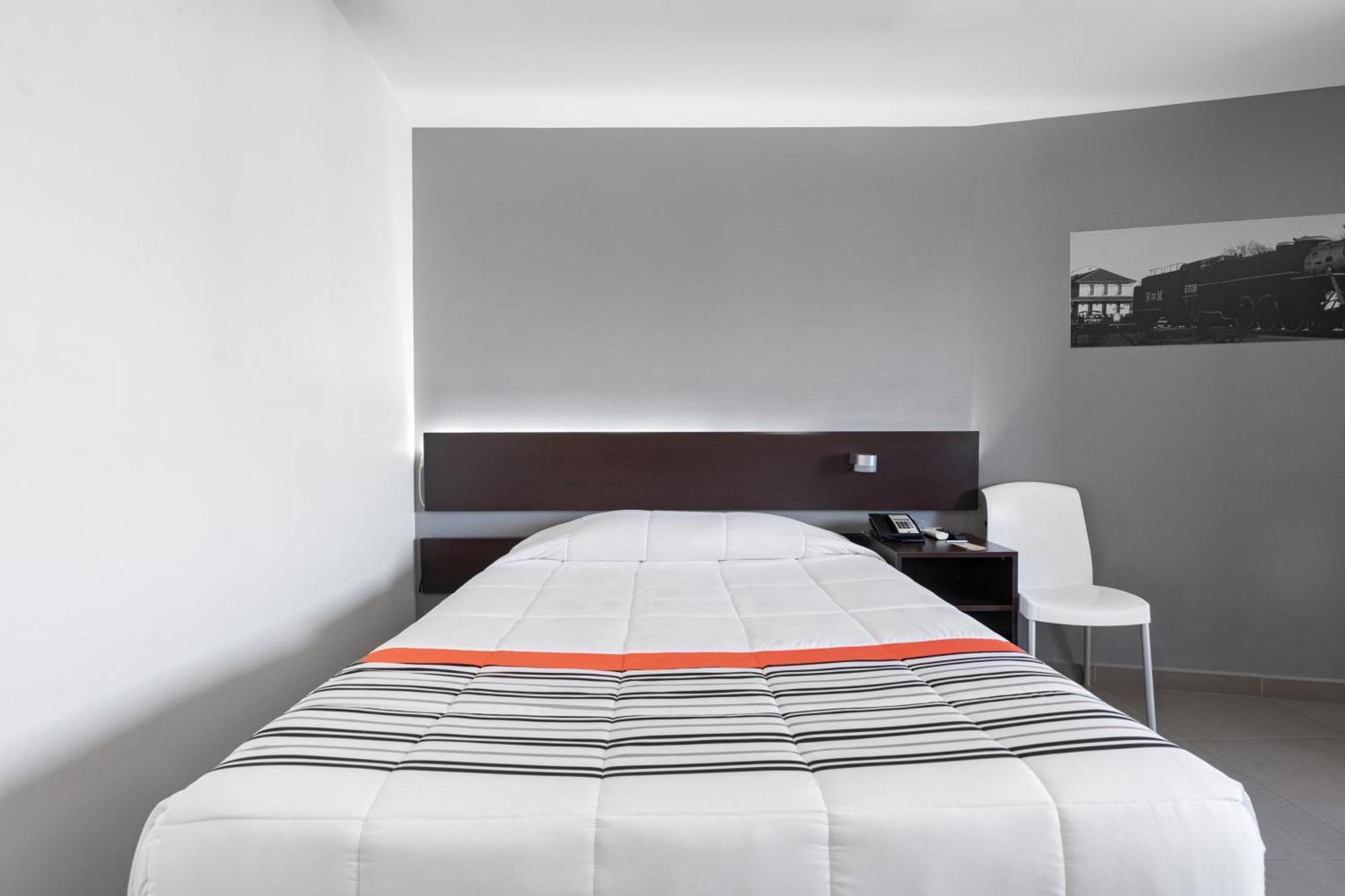 Express Junior Centro Hotel 3*