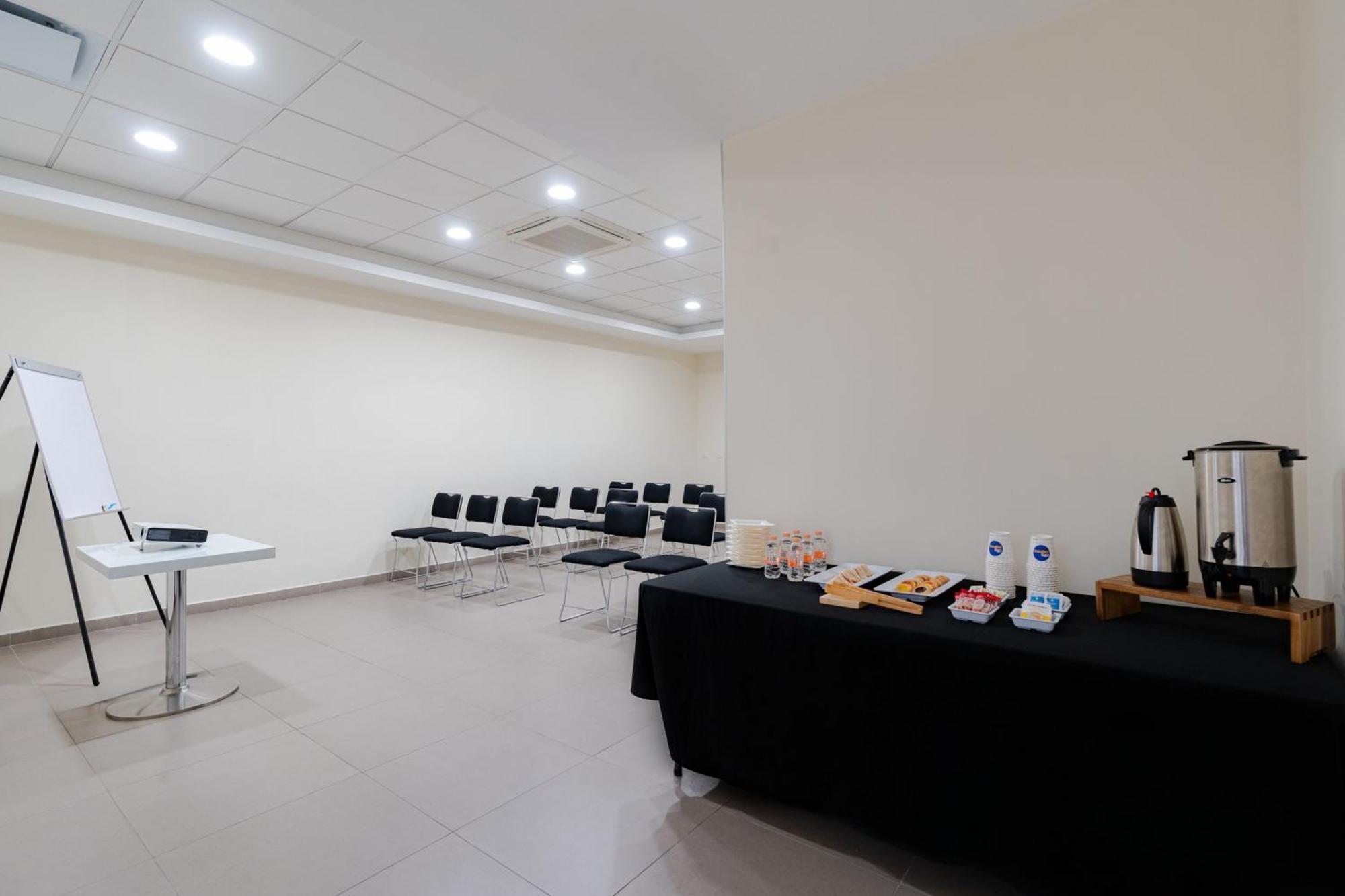 Hotel Express Junior Centro 3*